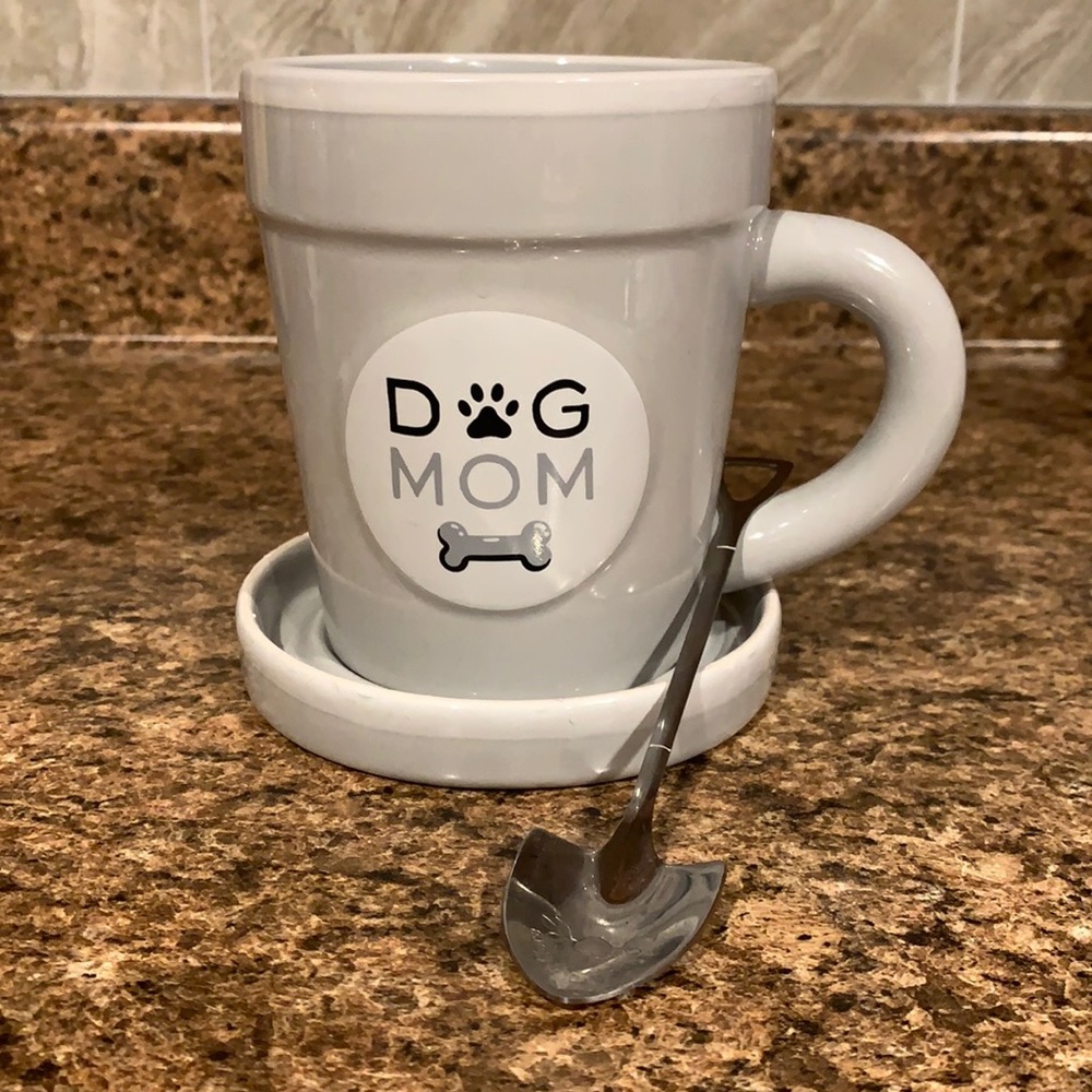 Dog Mom mug/flower pot